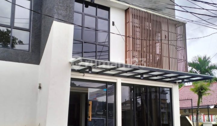 Gedung 2 Lantai Siap Huni Busa Dipakai untuk Kantor dan Usaha Lokasi Strategis di Daerah Cibubur Gedung 2 Lantai Siap Huni Busa Dipakai untuk Kantor dan Usaha Lokasi Strategis di Daerah Cibubur