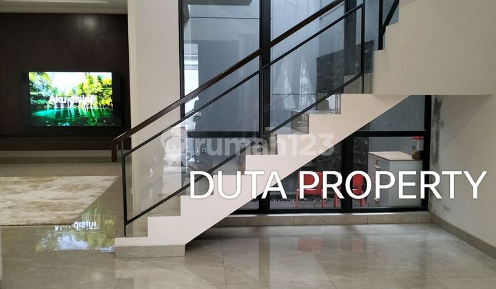 New House Ready to Live In, Good Location, Strategic in Elite Area of Tourism City. 2