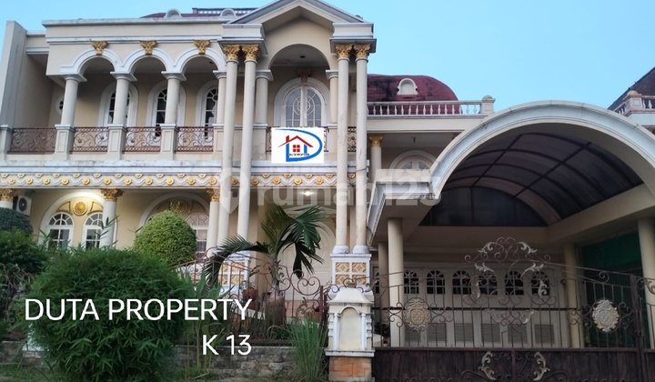 Classic Good House Ready to Live in Strategic Area Near Toll, Hospital, Mall in Kota Wisata