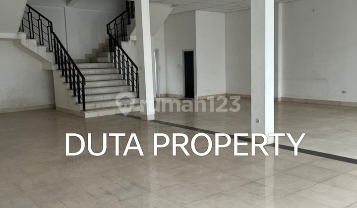 3½-Storey Ready-to-Occupy Building, Strategic Location Suitable for Office and Business in East Jakarta