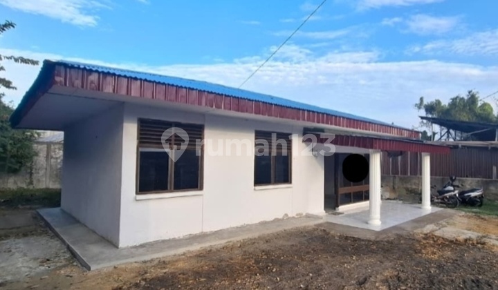 Nice Rental House Ready to Occupied Wide Yard Suitable for Residential Employee Dormitory Strategic Position Located in Duri Nice Rental House Ready to Occupied Wide Yard Suitable for Residential Employee Dormitory Strategic Position Located in Duri