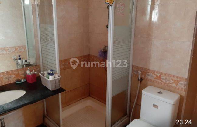 Rumah 2 Lantai Bagus siap huni 4