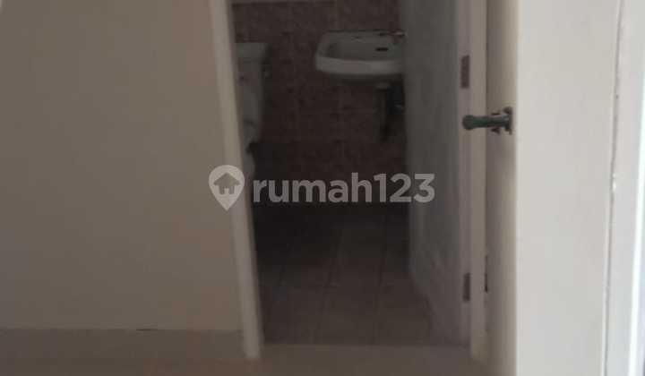 Rumah 2 Lantai Jual Cepat Nego Sampai Jadi di Legenda Wisata  7