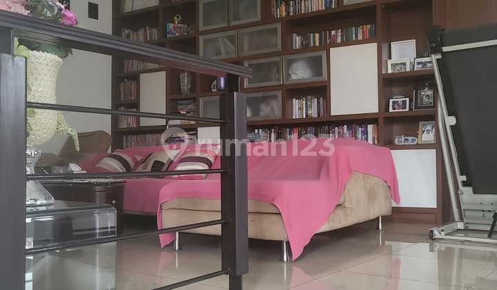 Southern Cigadung House, Spacious and Comfortable Garden Southern Cigadung House, Spacious and Comfortable Garden