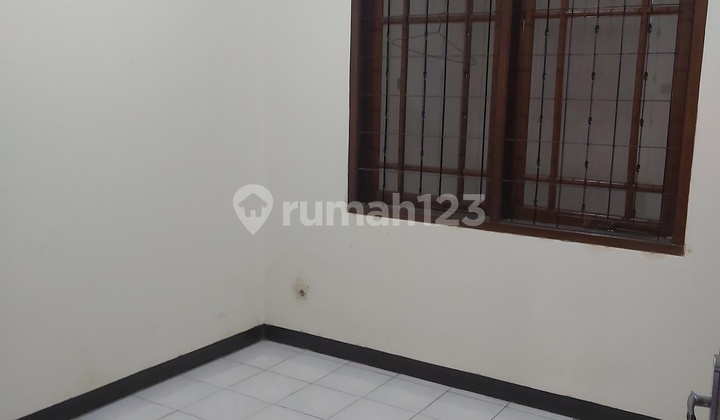 Sewa Rumah Antapani, aman dan nyaman siap pakai 5