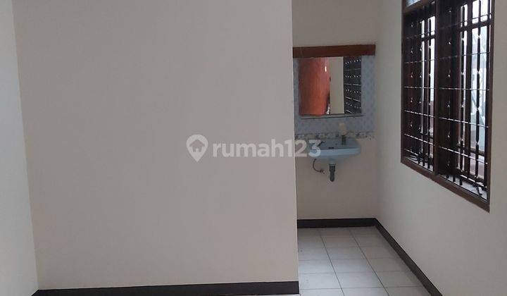 Sewa Rumah Antapani, aman dan nyaman siap pakai 12