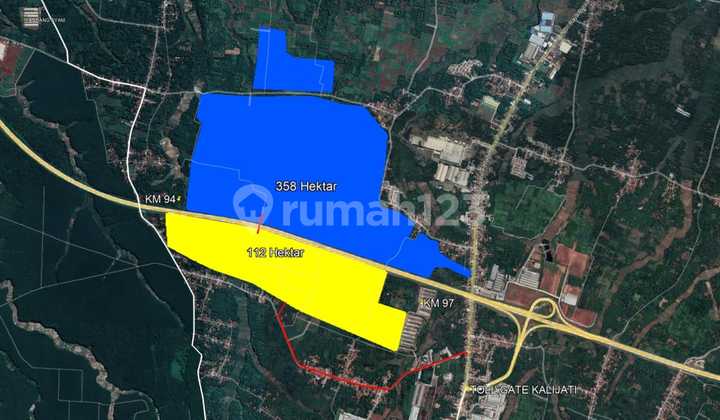 Fertile Land on Main Road Cijapati, Quick Sale in a Cool Area