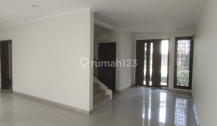 Jual Rumah Summarecon Bandung, Nyaman Dan Aman 2