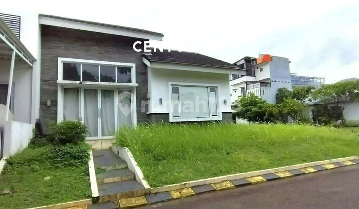 House Already Renovated in Comfortable Cluster at Graha Raya 7794