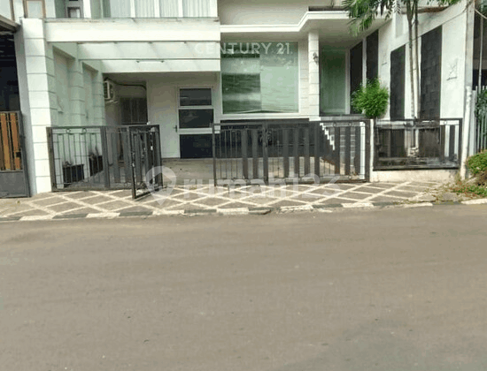 Rumah 2 Lantai Split Level Full Renov Mandar Sektor 3 Bintaro7211