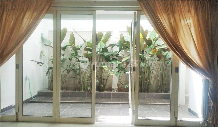 Disewakan Rumah Keren Siap Huni Dalam Cluster Discovery Bintaro Jaya 1