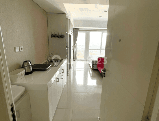 Sewa Apartemen The Breeze Depan Bintaro Plaza CPA3 3942 2