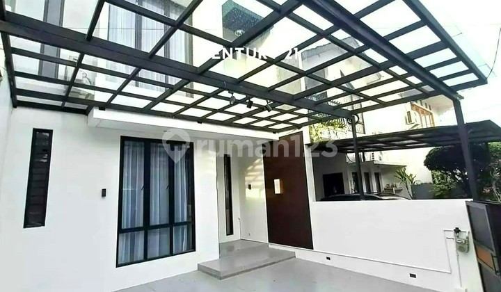 Brand New House and New Furnishings Near Binplaz Bintaro Jaya 10195