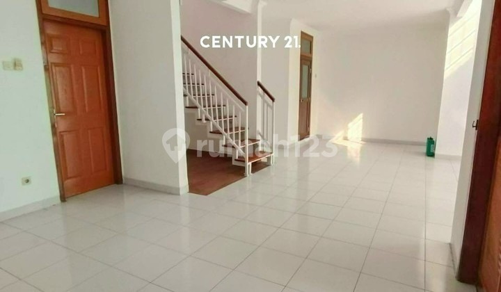 Rumah 2 Lantai Terawat Siap Huni River Park Bintaro 6534 1