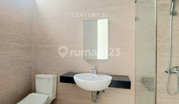 Minimalist Modern Ready-to-Live House in Kebayoran Bintaro  7920 2