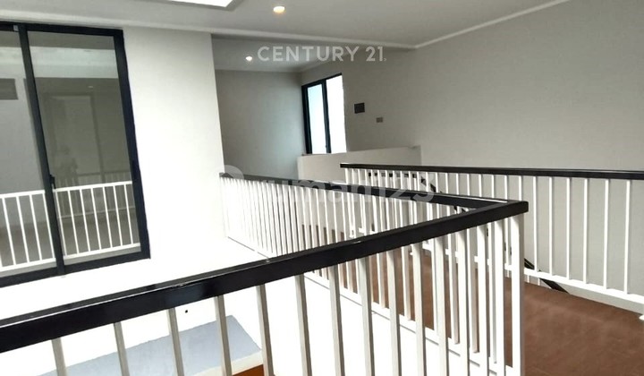 Nice 2-Storey House in Kebayoran Sector 7 Bintaro Ready to Occupied 3597 2
