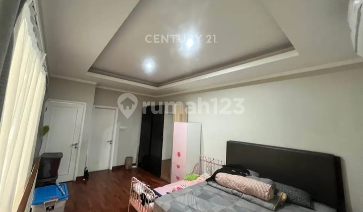 Rumah Hoek 2,5 Lantai Design Split Level Modern di Kebayoran Bintaro 9582