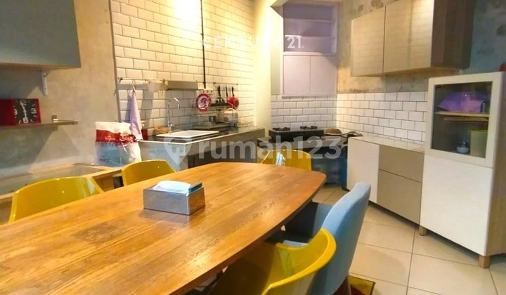 Rumah Minimalis Modern dengan Attic Room dan Rooftop 9404 2