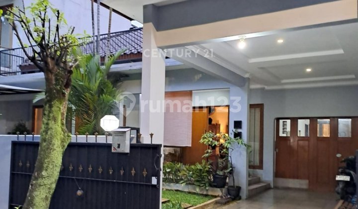 Rumah 2 Lantai Ada Halaman Belakang di Villa Pejaten Mas 8871