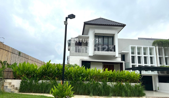 Dijual Rumah Pojok Di Kebayoran Bintaro  8783