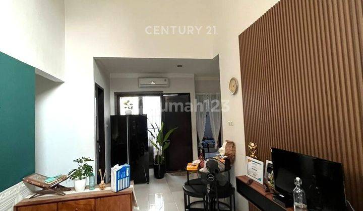 Dijual Cepat Rumah Lokasi Strategis Graha Raya Harga Menarik 8024 2