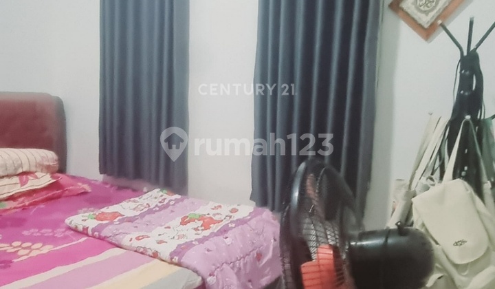 Modern Minimalist 3-Story House in Karang Tengah Ciledug 9455 2