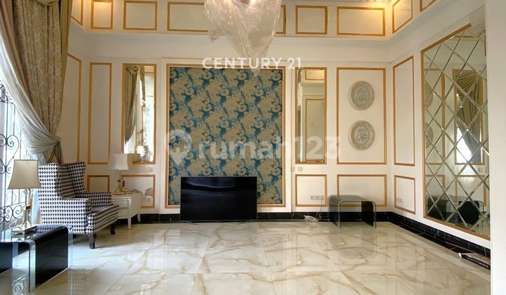 Rumah Classic Kontemporer 2 Lantai Kebayoran Residence 7382