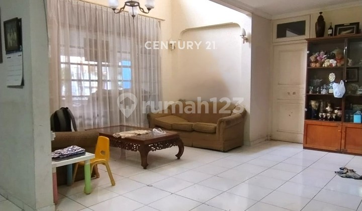 Rumah 2 Lantai Hook Dengan Taman Sektor 8 Bintaro Jaya 7074 2