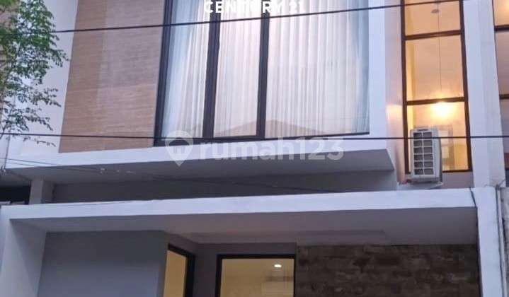 Dijual Rumah Furnish Siap Huni Dekat Stasiun di Bintaro 9798