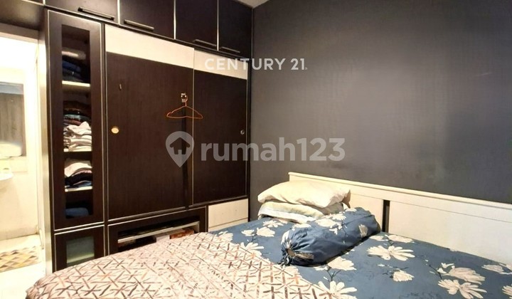 Rumah Modern 2 Lantai Sudah Renovasi Emerald Residence 8081