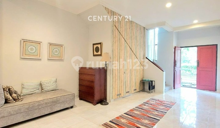 Rumah Siap Huni di Emerald Bintaro Jaya 5951 Rumah Siap Huni di Emerald Bintaro Jaya 5951