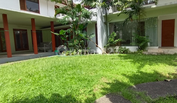 Rumah 2 Lantai Mezanine Design Modern Tropis Di Sektor 8 9478 