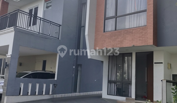 Rumah Bagus Minimalis Modern Area Premium di Sektor 7 Kebayoran Residen Rumah Bagus Minimalis Modern Area Premium di Sektor 7 Kebayoran Residen