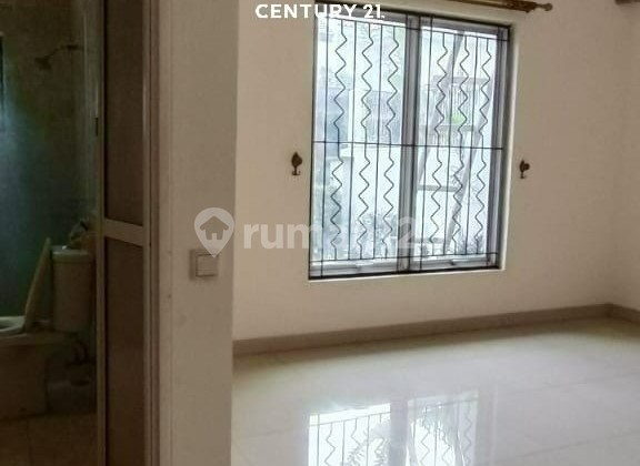 For Rent, 2-Story Move-In Ready House in BSD 7782 2