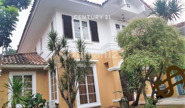 Rumah Cantik Luas 2 Lantai di BSD Dekat Taman Kota 3647