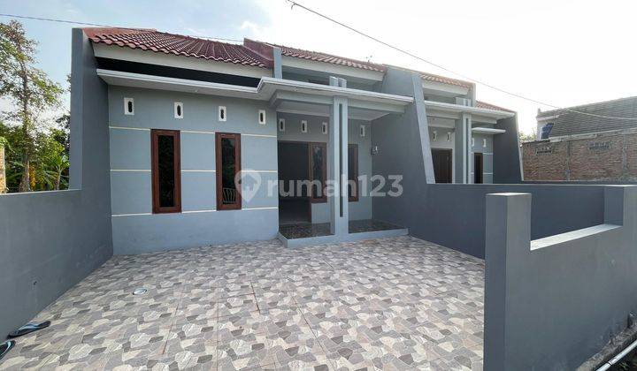 Rumah Siap Huni, Desain Istimewa, Sudah Full Bangunan  2