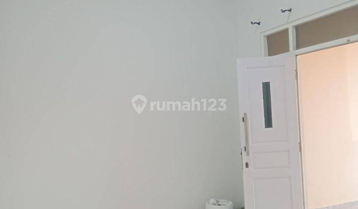 Rumah Siap Huni, Sudah Full Bangunan, Akses Dekat Jalan Raya  2