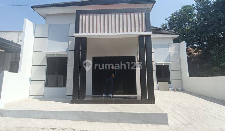 Rumah Siap Huni, Desain Istimewa, Spek Mewah  1