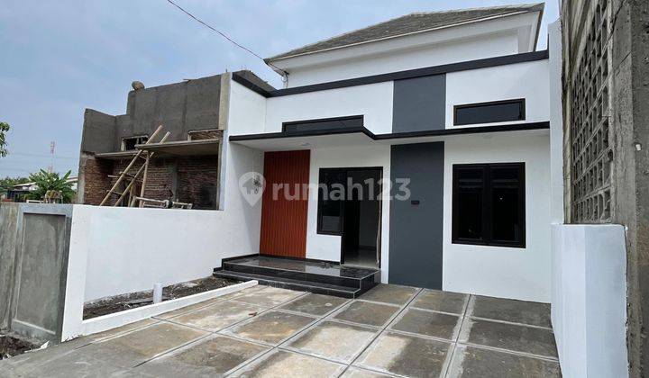 Rumah Desain Limasan, Spek Mewah, Akses Mudah  2