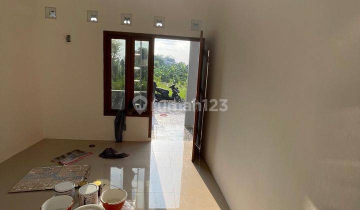 Rumah Siap Huni, Desain Minimalis, Sudah Full Bangunan  2