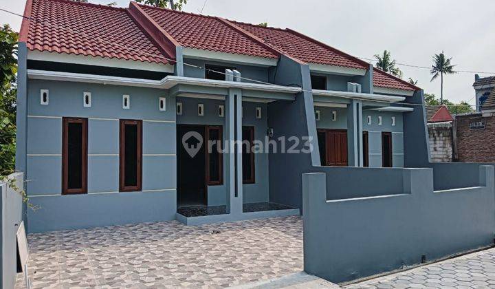 Rumah Siap Huni, Desain Minimalis, Sudah Full Bangunan  1