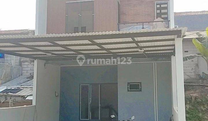 Rumah 2 lantai harga 1 lantai, samping gate tol krukut 2