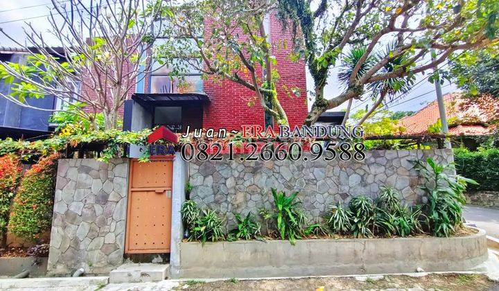 Rumah Bagus Minimalis di Komplek Cigadung 2