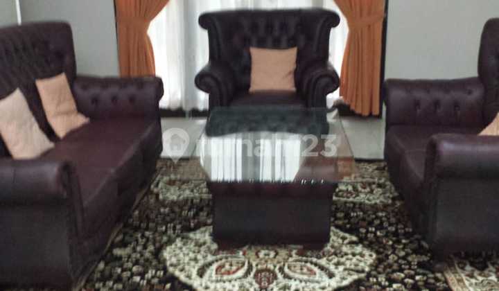 Disewakan Harian Villa Dua Lantai 19