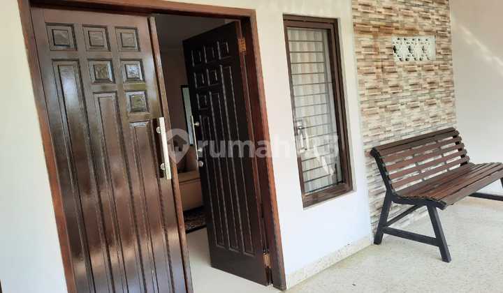 Disewakan Harian Villa Dua Lantai 28