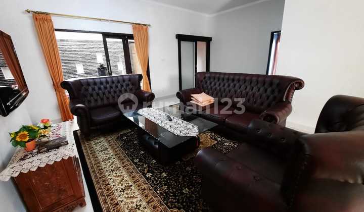 Disewakan Harian Villa Dua Lantai 30