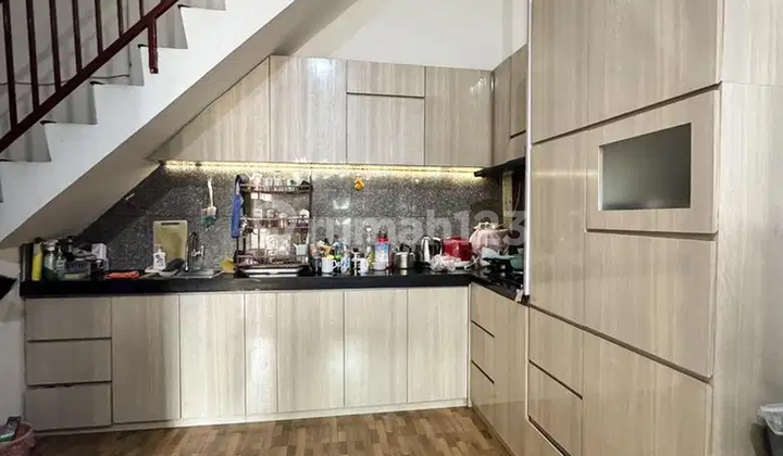 Asli Murah!!! Dijual Rumah 2 Lantai (Semi Furnished) SHM Rapih Siap Huni!! di Poris Indah Cipondoh Kota Tangerang (Nego) 2