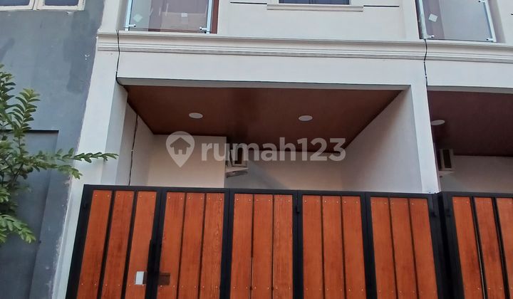 Asli Murah!!! Rumah Baru Hiap Huni Lokasi Strategis di Cipondoh Makmur, Kota Tangerang, Hanya 650Jt Asli Murah!!! Rumah Baru Hiap Huni Lokasi Strategis di Cipondoh Makmur, Kota Tangerang, Hanya 650Jt