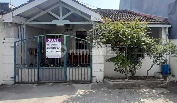 Rumah 1 Lantai SHM Full Furnished di Jalan Sawo Harapan Indah, Bekasi Rumah 1 Lantai SHM Full Furnished di Jalan Sawo Harapan Indah, Bekasi