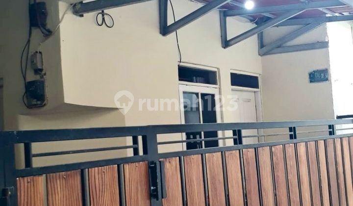 Good Title Deed House in Pejaten, South Jakarta